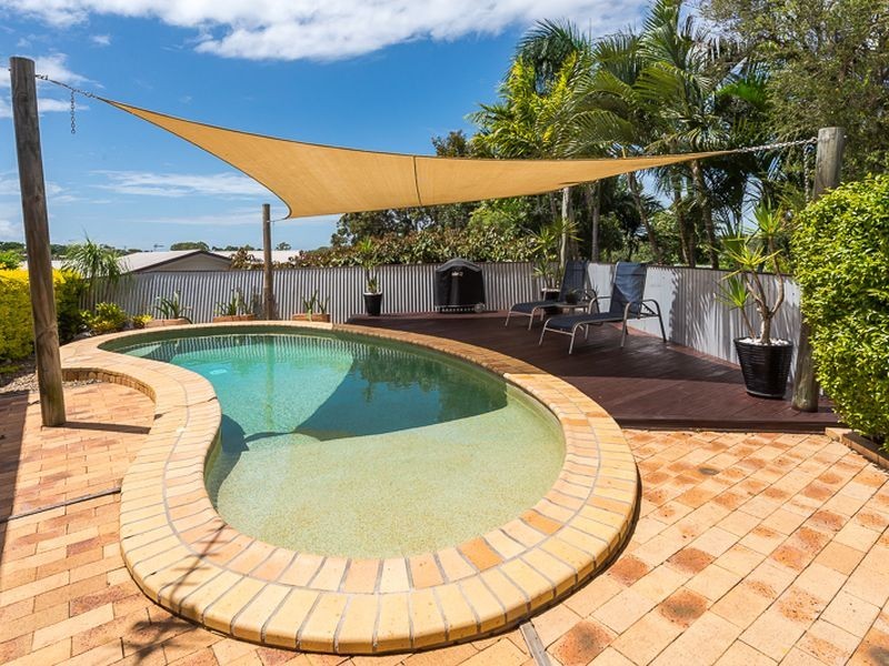 15 Ceri Court, New Auckland QLD 4680