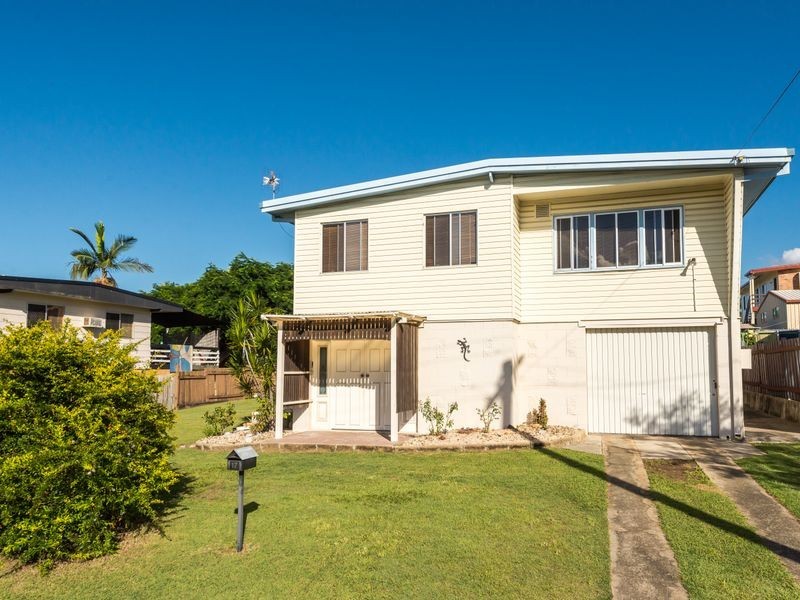 17 Schafer Street, Clinton QLD 4680