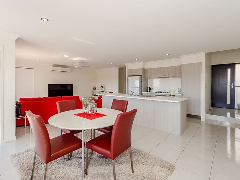 13 Cressbrook Street, Clinton QLD 4680