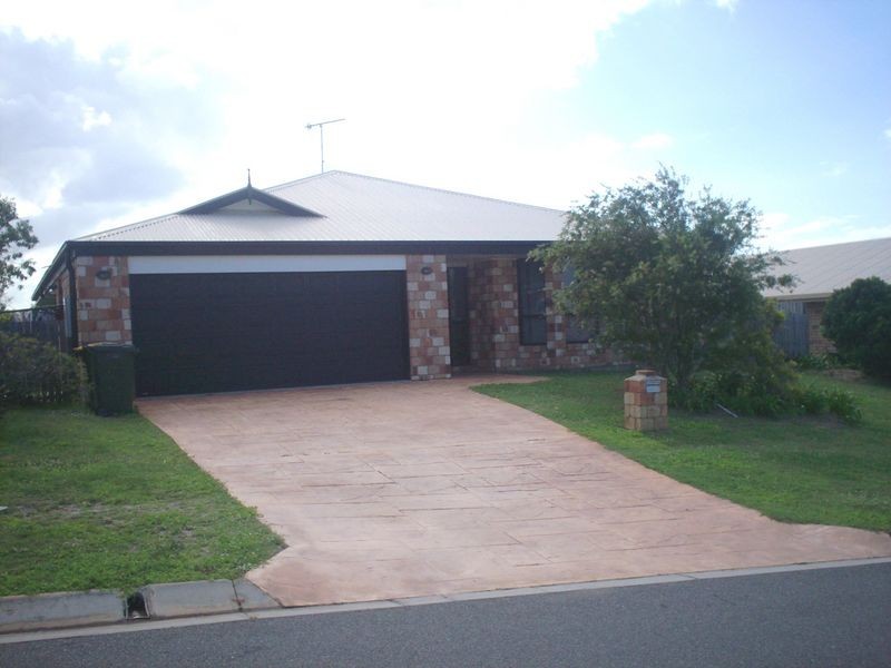 4 Bristol Place, Clinton QLD 4680