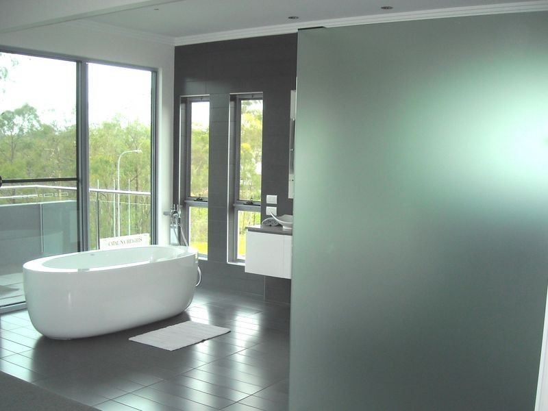 1 Dolphin Terrace, Gladstone QLD 4680