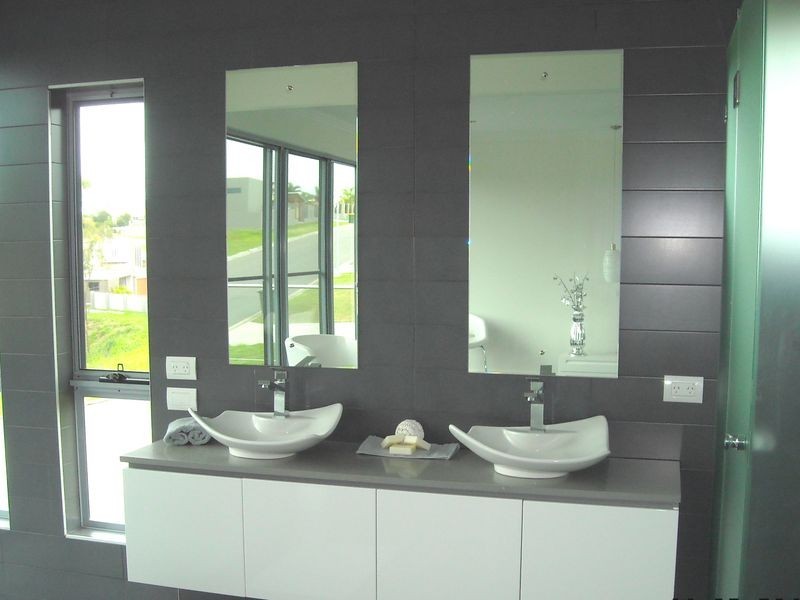 1 Dolphin Terrace, Gladstone QLD 4680