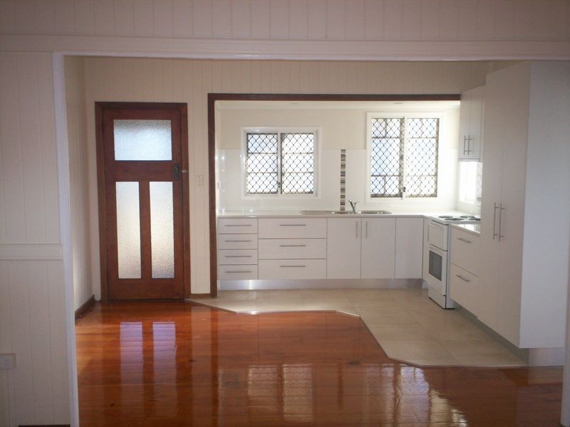 16 Rollo Street, Gladstone QLD 4680