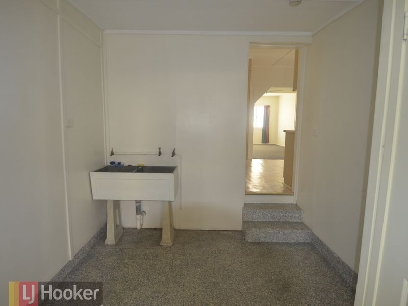 2/129 Off Lane, South Gladstone QLD 4680