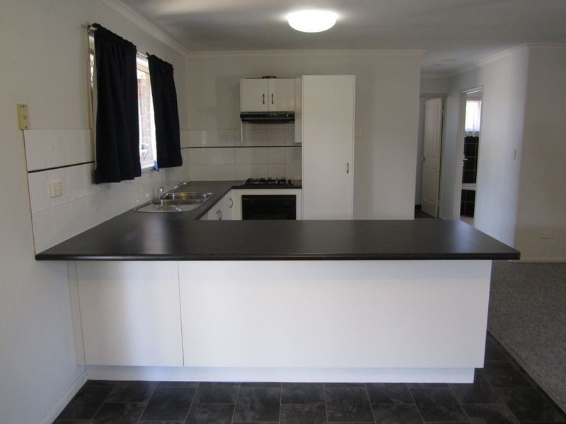 2/47 Park Street, West Gladstone QLD 4680