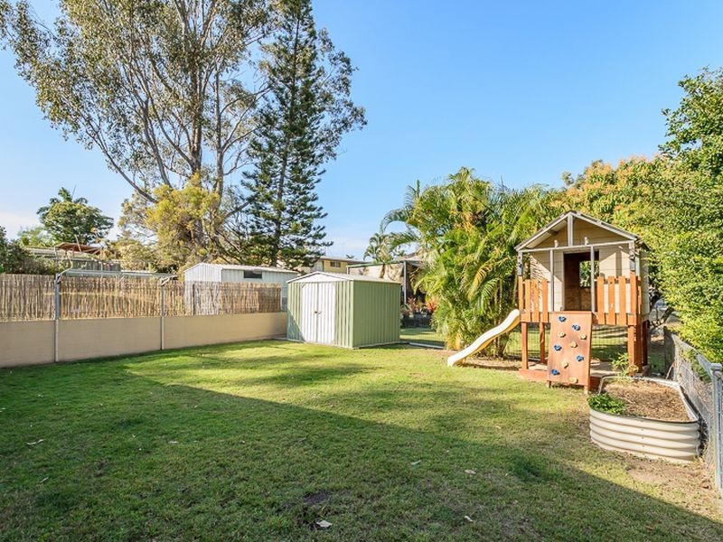 15 Allunga Drive, Glen Eden QLD 4680