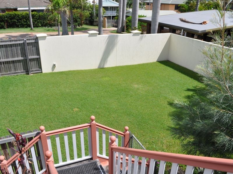 4 The Esplanade, Barney Point QLD 4680