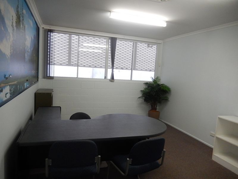 9 Hilliard Street, Gladstone QLD 4680