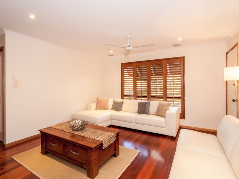 25 Eden Street, South Gladstone QLD 4680