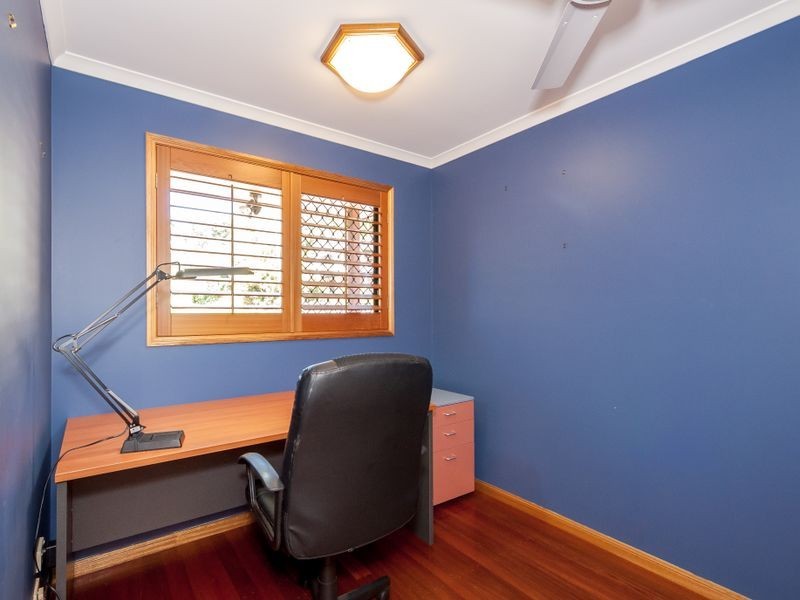 25 Eden Street, South Gladstone QLD 4680