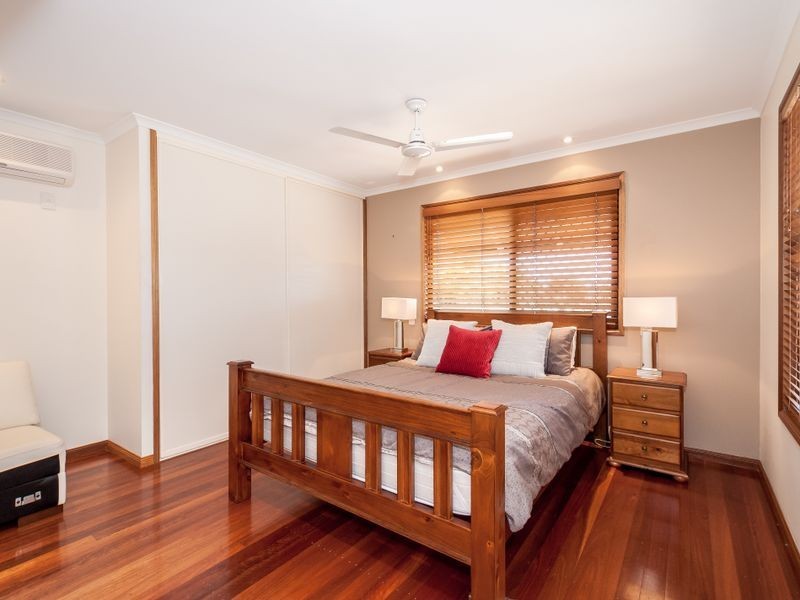25 Eden Street, South Gladstone QLD 4680