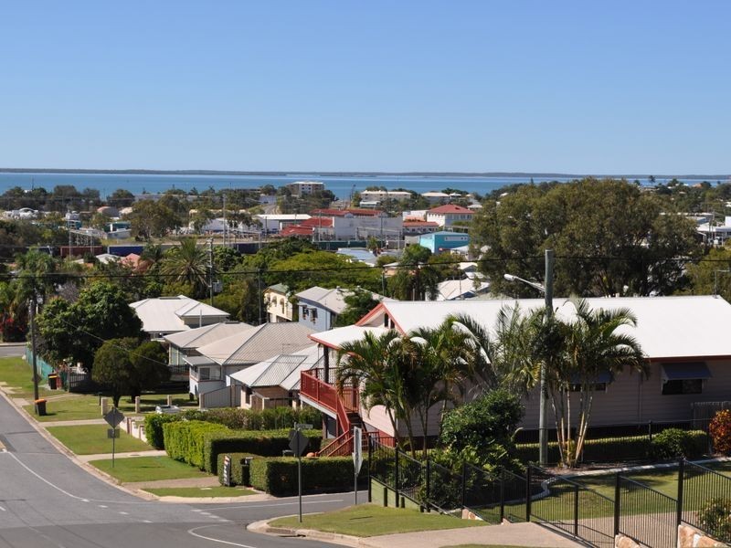 25 Eden Street, South Gladstone QLD 4680
