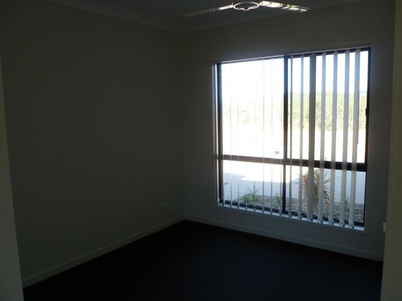 15 Orchard Drive, Kirkwood QLD 4680