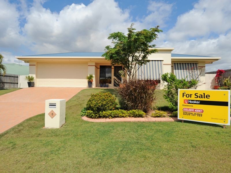 5 Craigmoor Court, New Auckland QLD 4680