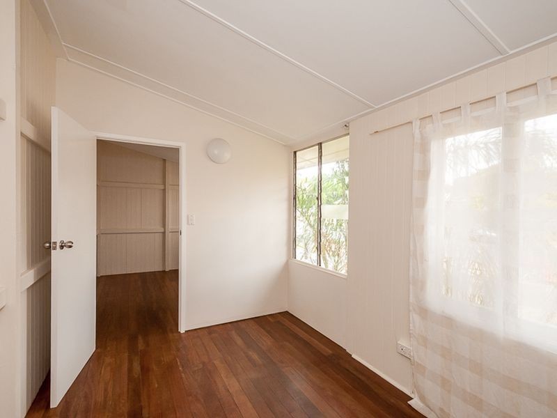 26 Mylne Street, West Gladstone QLD 4680