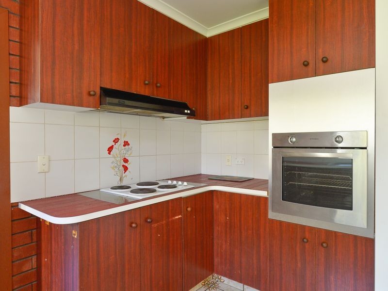 319 J Hickey Avenue, Clinton QLD 4680