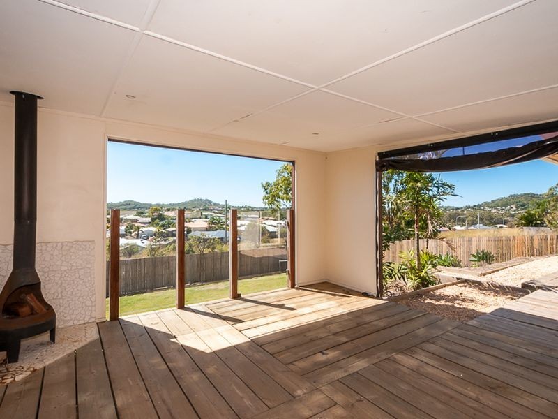 15 Koowin Drive, Kirkwood QLD 4680