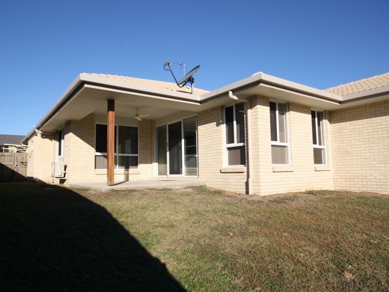 34 Bottlebrush Drive, Kirkwood QLD 4680