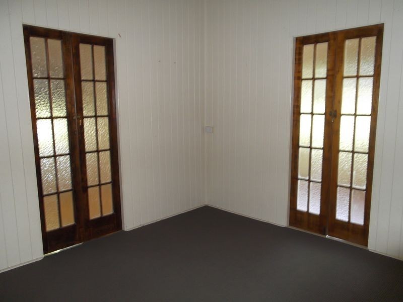 10 Eden Street, Gladstone QLD 4680