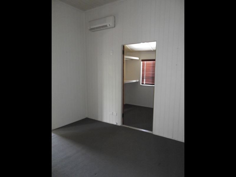 10 Eden Street, Gladstone QLD 4680