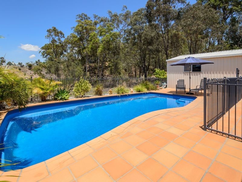 39 Carinya Drive, Clinton QLD 4680