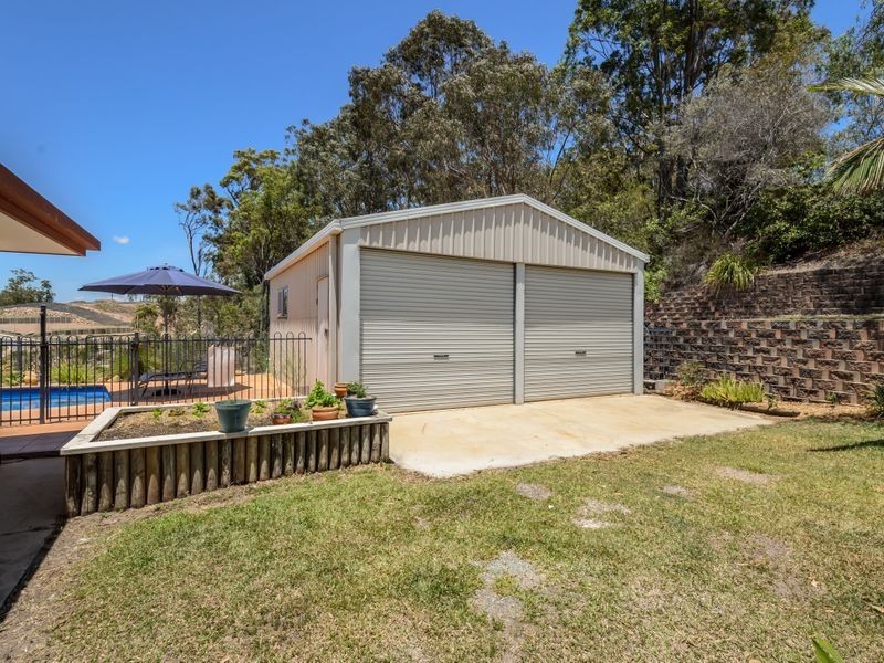 39 Carinya Drive, Clinton QLD 4680