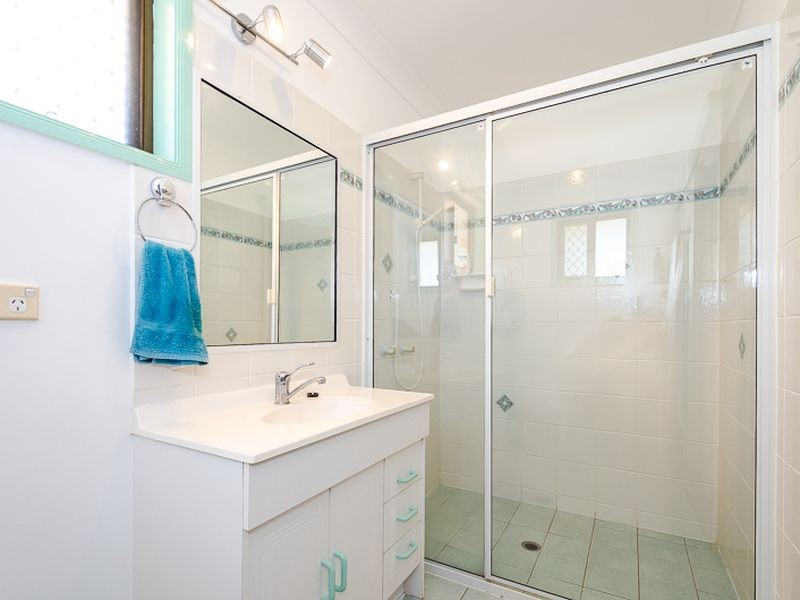 39 Carinya Drive, Clinton QLD 4680