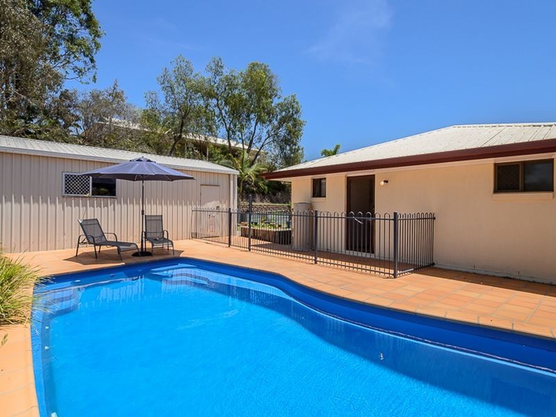 39 Carinya Drive, Clinton QLD 4680