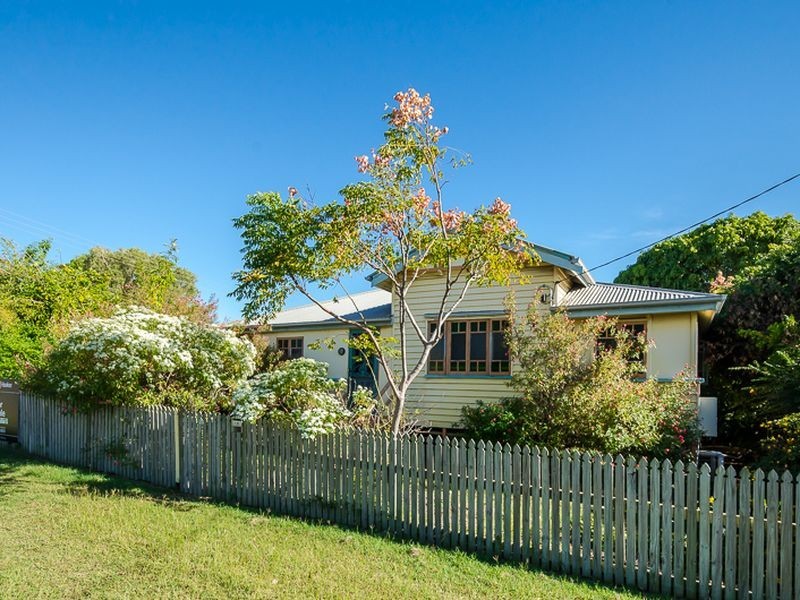 16 Eden Street, Gladstone QLD 4680