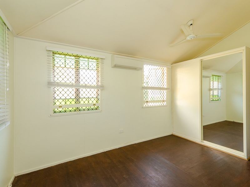 16 Eden Street, Gladstone QLD 4680