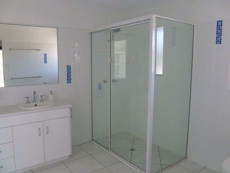 3 Dolphin Terrace, South Gladstone QLD 4680