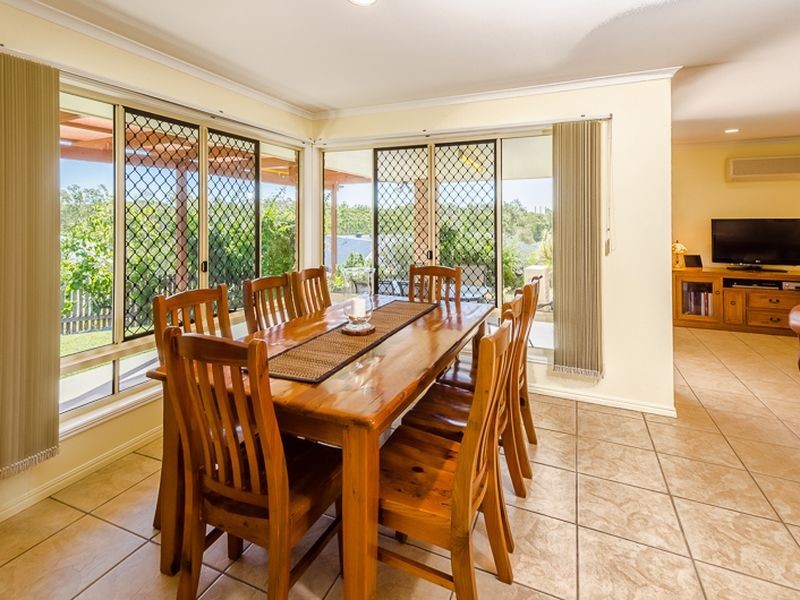 15 Craigmoor Court, New Auckland QLD 4680