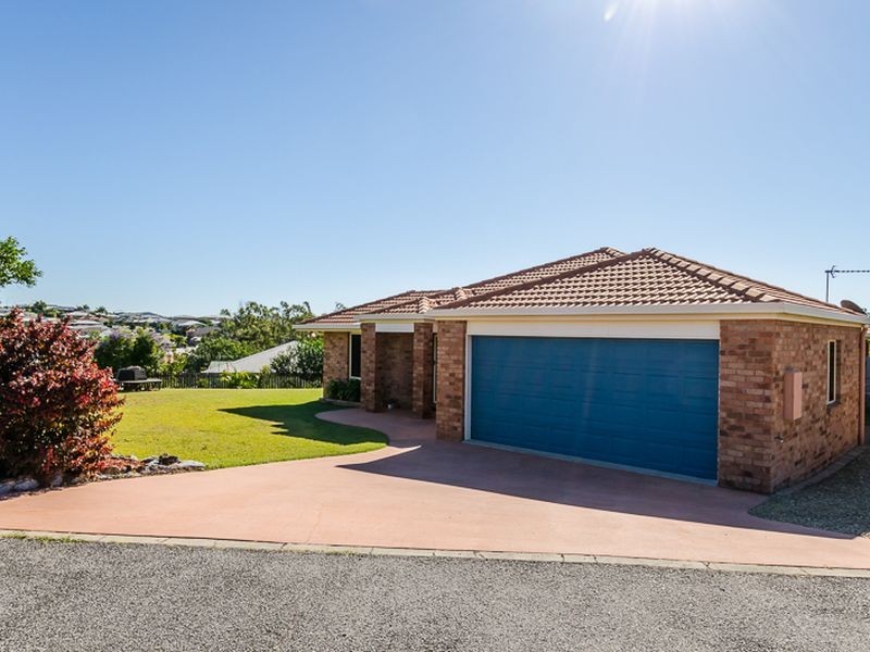 15 Craigmoor Court, New Auckland QLD 4680