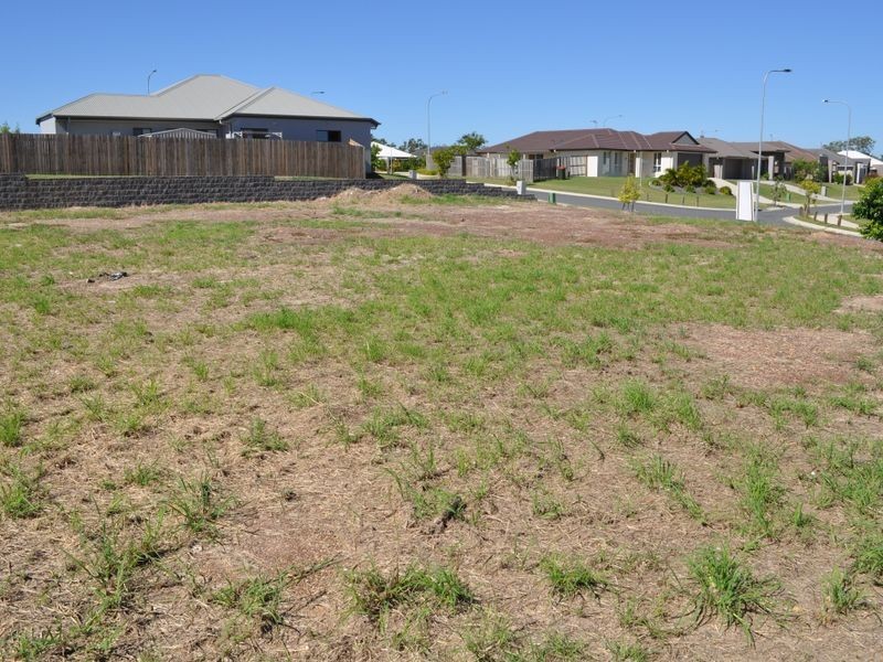 6 Nardoo Place, Glen Eden QLD 4680