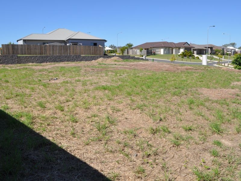 6 Nardoo Place, Glen Eden QLD 4680