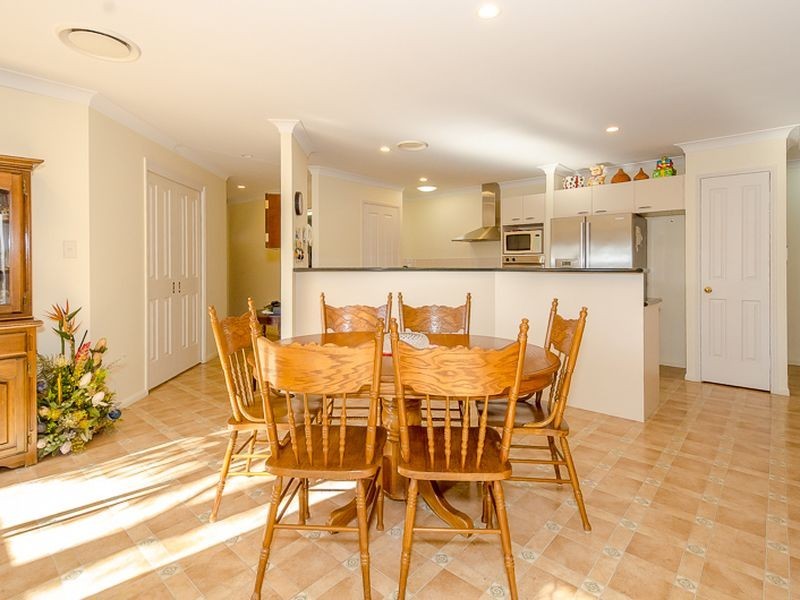 6 Walker Street, Clinton QLD 4680