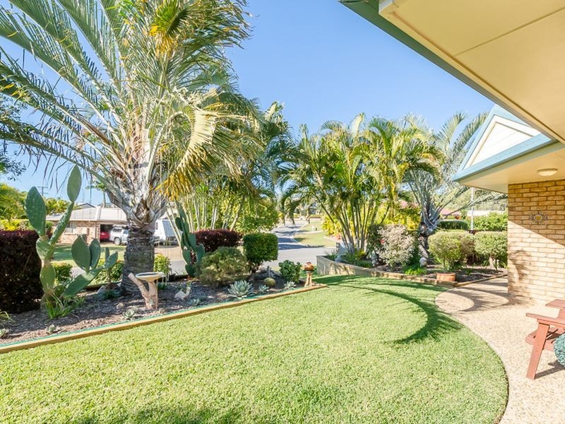 6 Walker Street, Clinton QLD 4680