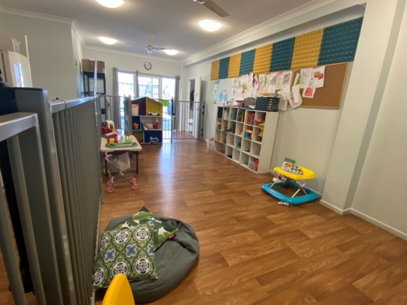 Shed 6/14 Helen Street, Clinton QLD 4680