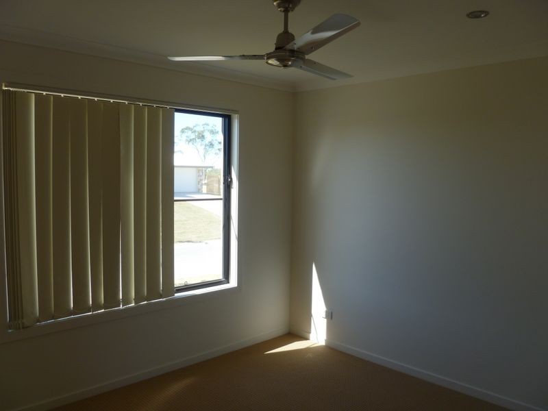 8 Giles Street, Glen Eden QLD 4680