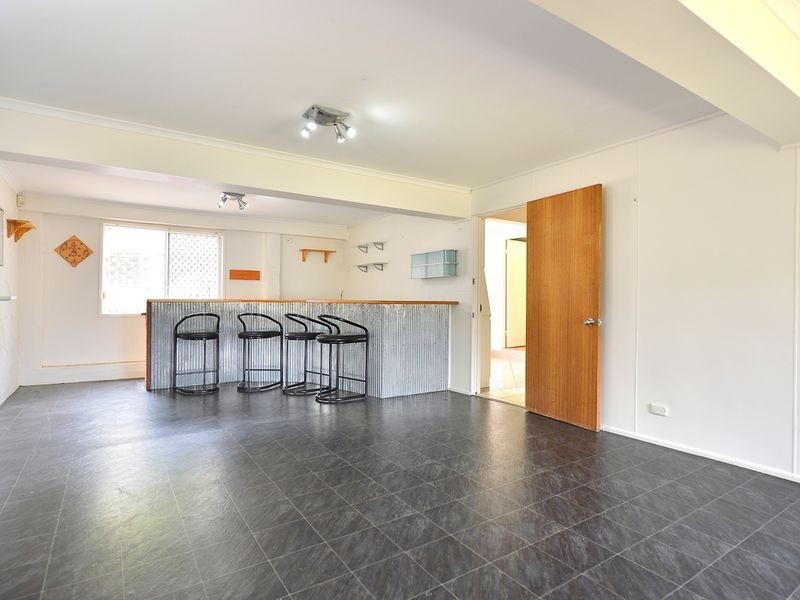 4 Harrier Avenue, New Auckland QLD 4680