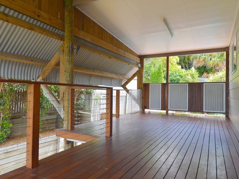 4 Harrier Avenue, New Auckland QLD 4680