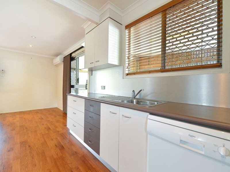 4 Harrier Avenue, New Auckland QLD 4680
