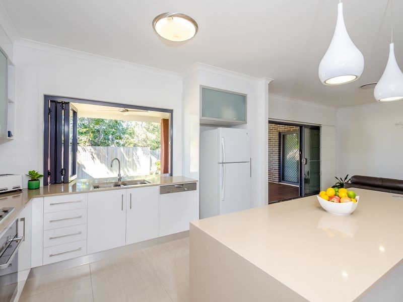 10 Surita Court, Boyne Island QLD 4680