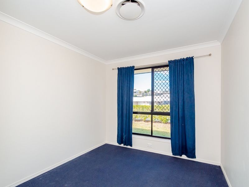 142 Col Brown Avenue, Clinton QLD 4680