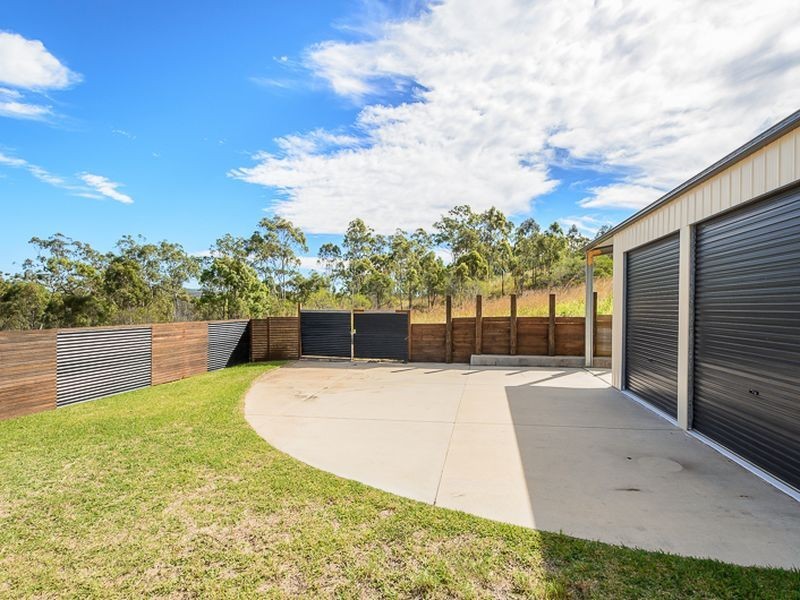 142 Col Brown Avenue, Clinton QLD 4680