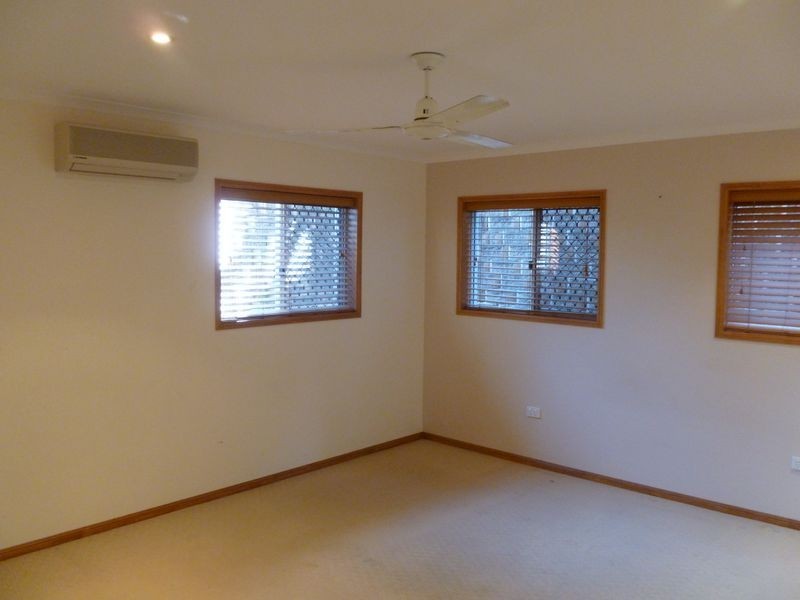 22 Williamson Street, West Gladstone QLD 4680