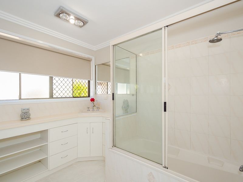 2 Canonbar Street, Clinton QLD 4680