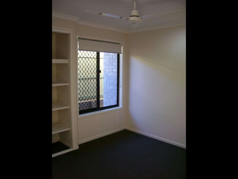 42 DARTMOUTH CLOSE, Gladstone QLD 4680