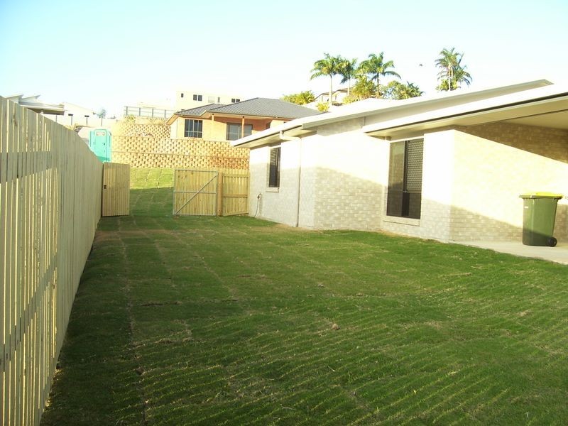 42 DARTMOUTH CLOSE, Gladstone QLD 4680