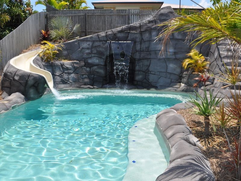 13 Wyara Close, Clinton QLD 4680